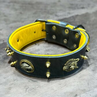 Ornamental collar &quot;Yellow Wolf&quot;